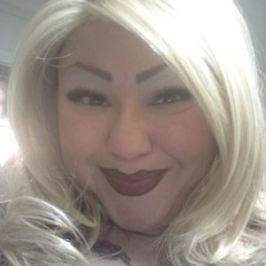 Meet your Posher, Cynthia